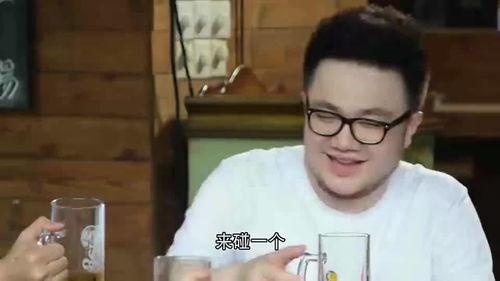 路人吃瓜搞笑视频,笑料百出，网友直呼“太真实”